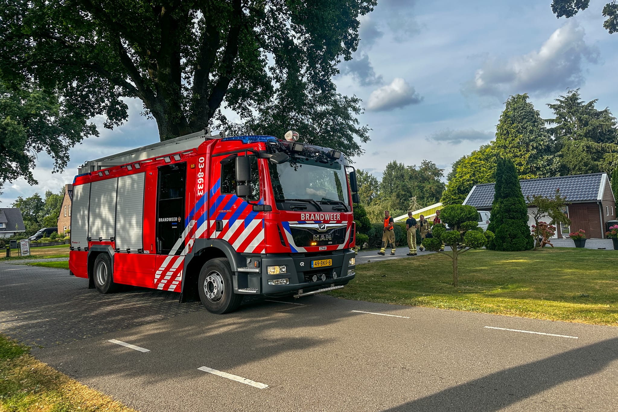Bewoners geschrokken door harde knal aan de Bladderswijk OZ