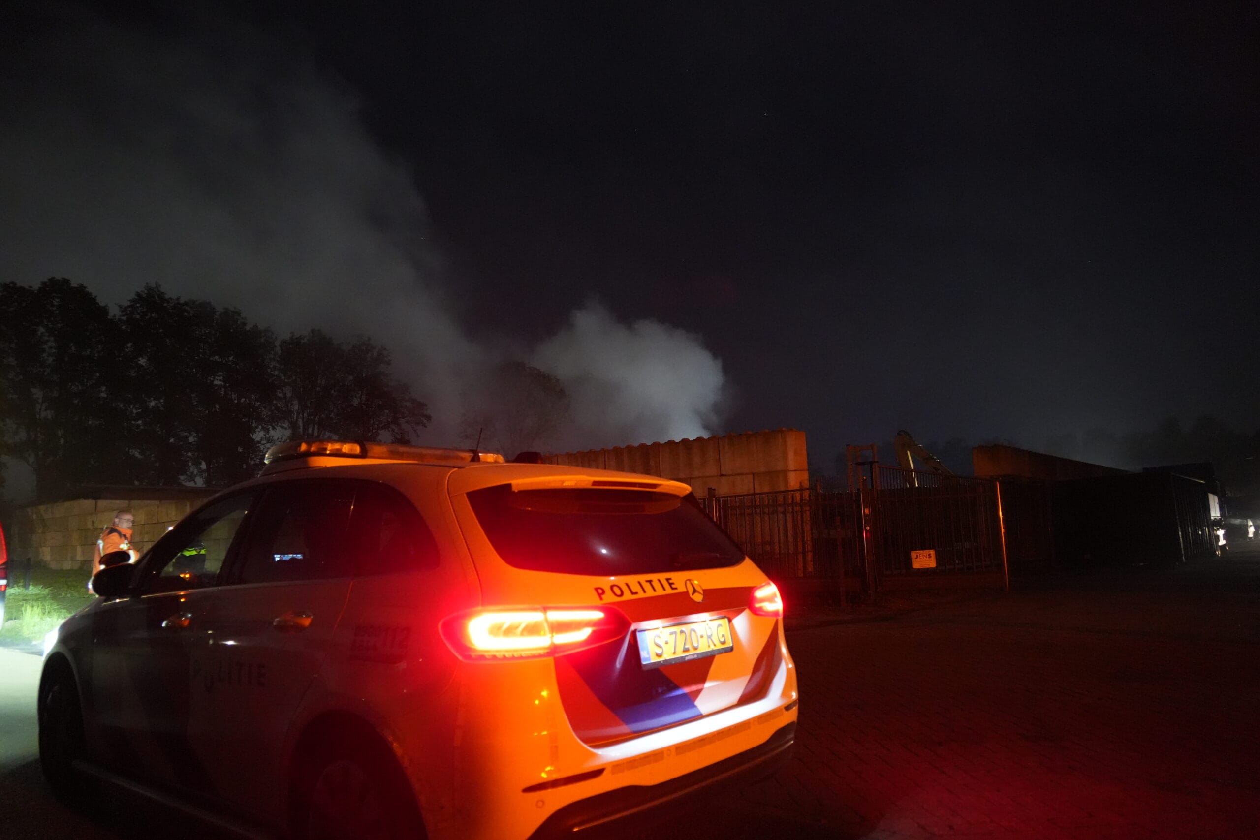 Brand bij metaalrecyclingsbedrijf in Emmen