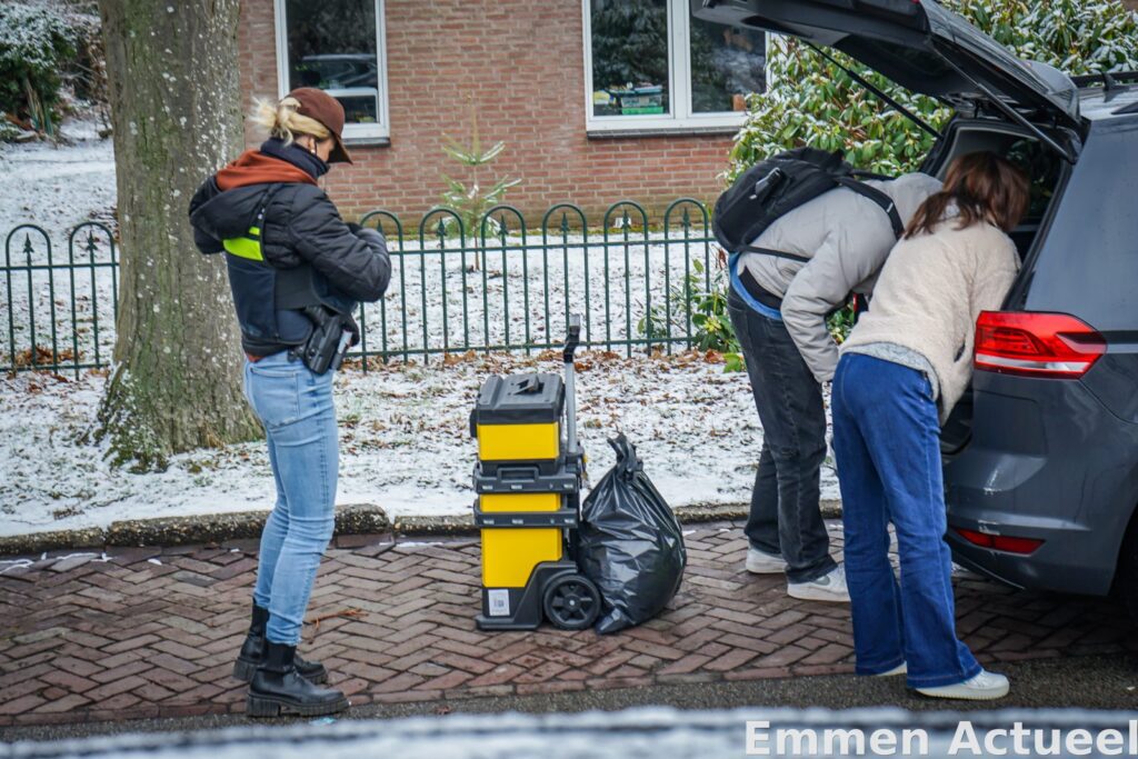 Politie rolt hennepkwekerij op in wijk in Emlen – Emmen Actueel