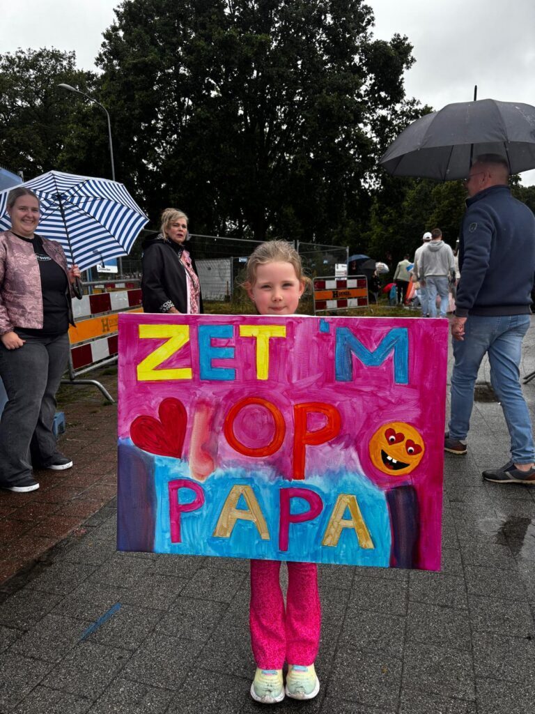 triathlon klazienaveen ondanks regen volop in gang 06