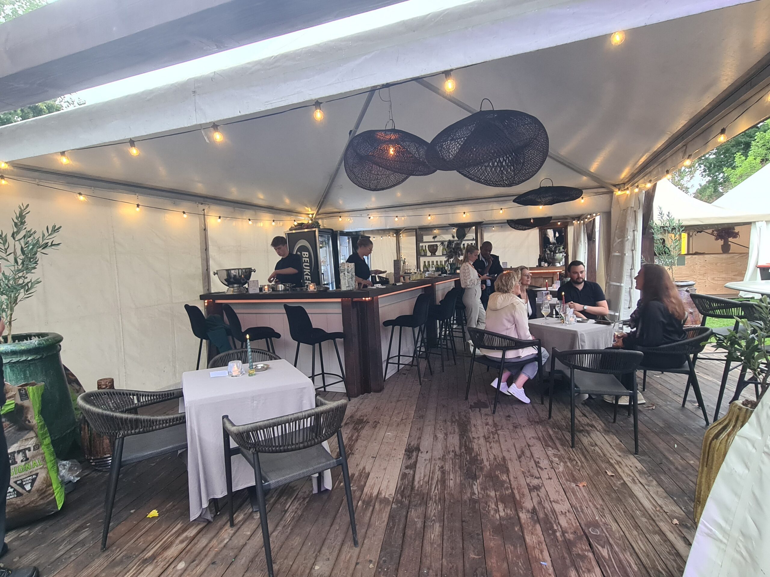 restaurant t oelnbret uit dalen van de 23 jarige ruben van der weide staat op mm culinair 01