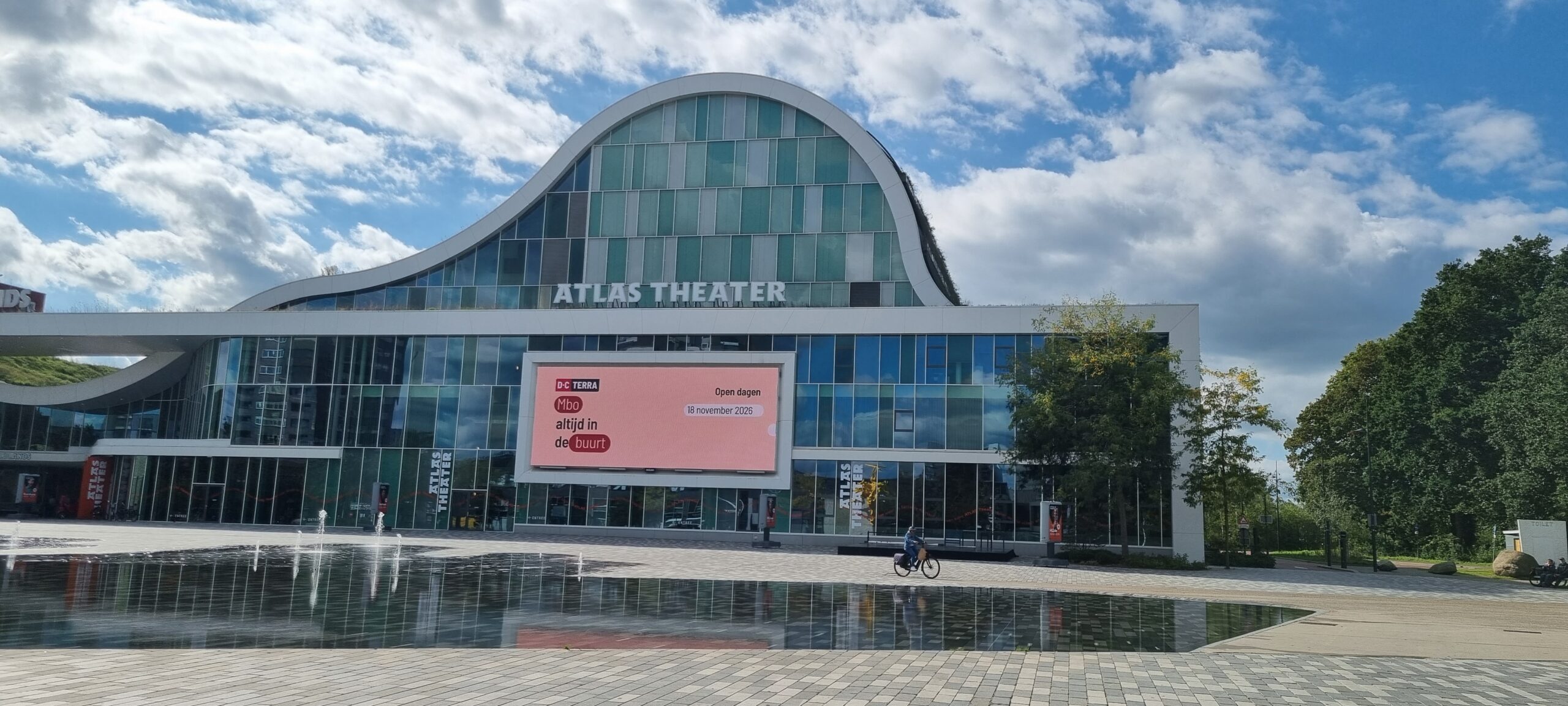 waterschade in atlas theater meerdere voorstellingen mogelijk in gevaar 03